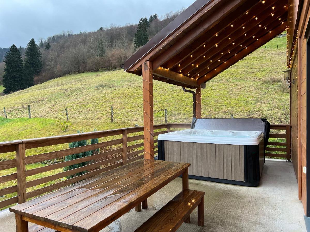 Вилла Casa De Monzel With 6-Person Jacuzzi & Panoramic View Ла-Бресс Экстерьер фото